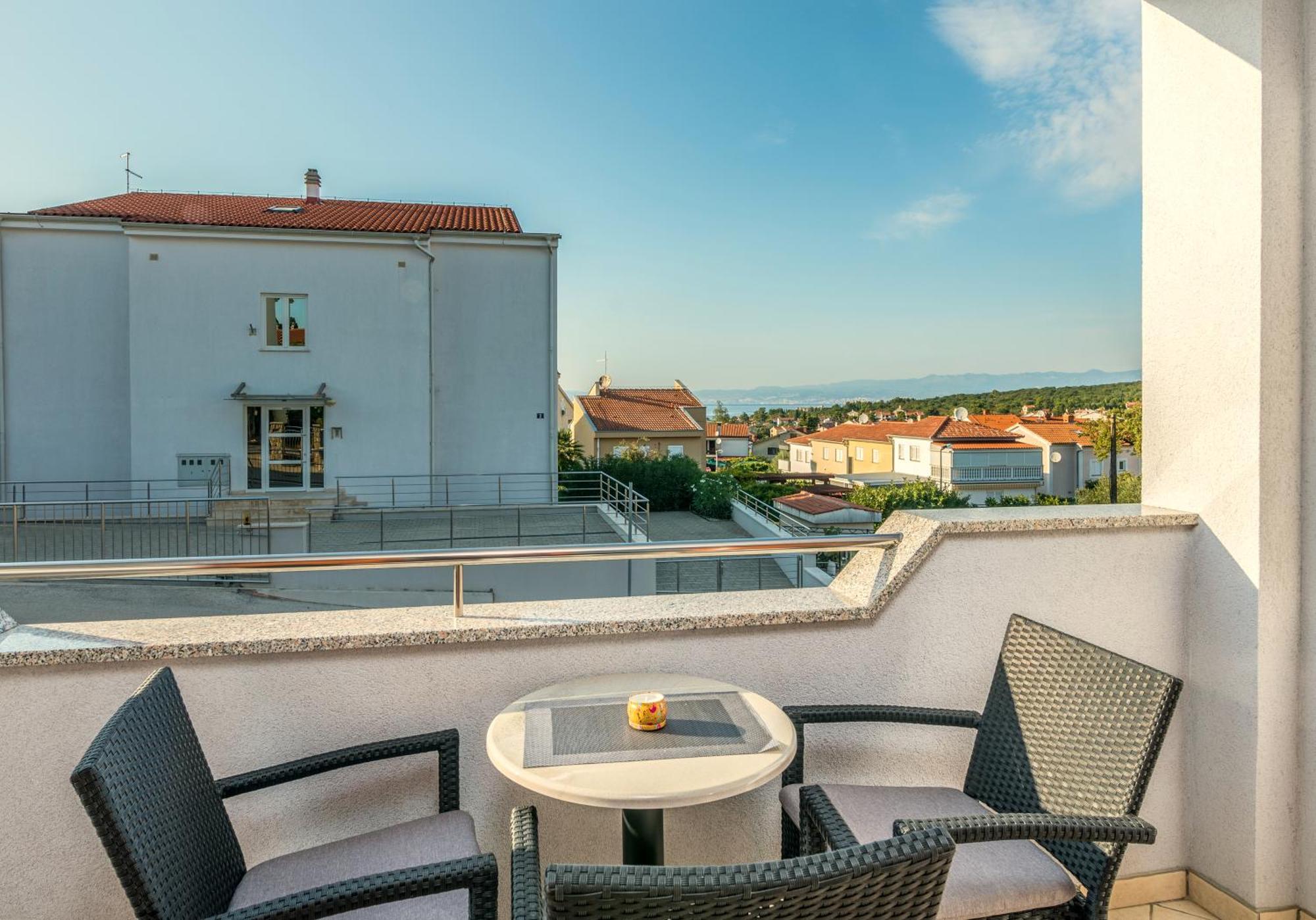 Apartments Kvarner 2 Malinska Exteriér fotografie